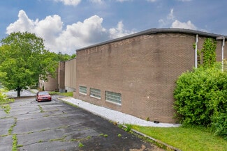 Plus de détails pour 40 Commercial Ave, Middletown, NY - Industriel/Logistique à louer