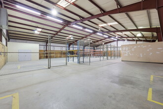 1619 Oakbrook Dr, Gainesville, GA à louer Photo intérieure– Image 1 sur 18