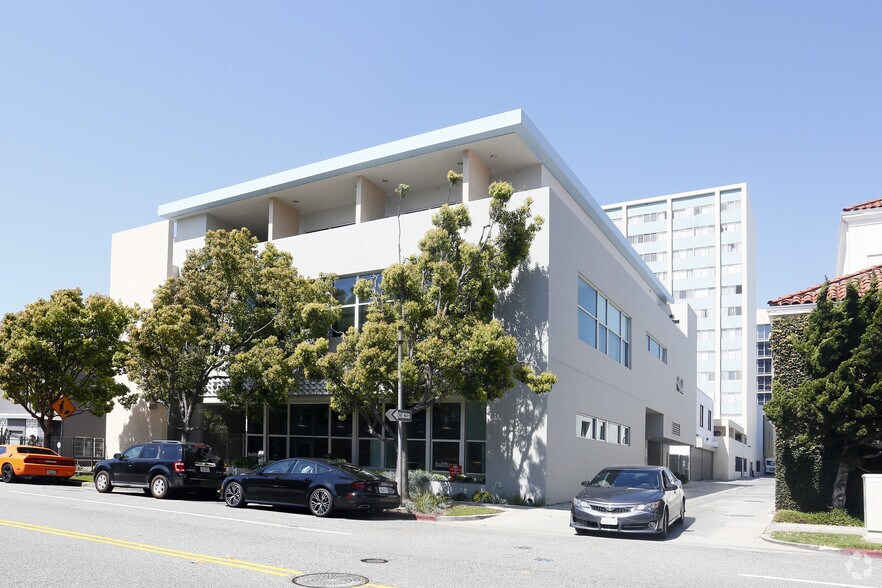 619 Arizona Ave, Santa Monica, CA à louer - Photo de l’immeuble – Image 2 sur 14