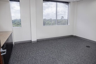 2525 N Loop Fwy W, Houston, TX à louer Photo de l’immeuble– Image 2 sur 9