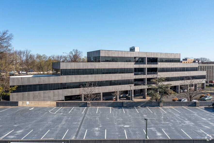 60 Walnut Ave, Clark, NJ à louer - Photo de l’immeuble – Image 3 sur 4