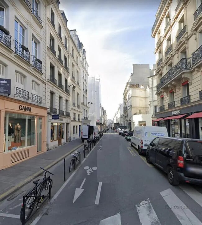 Plus de détails pour Local commercial à louer