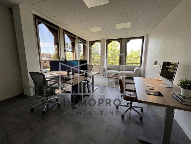 Plus de détails pour Bureau à louer
