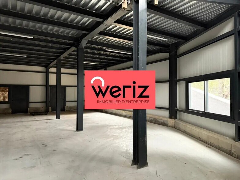 Local d’activités dans Roquefort-la-Bédoule à louer - Photo de l’immeuble – Image 2 sur 6