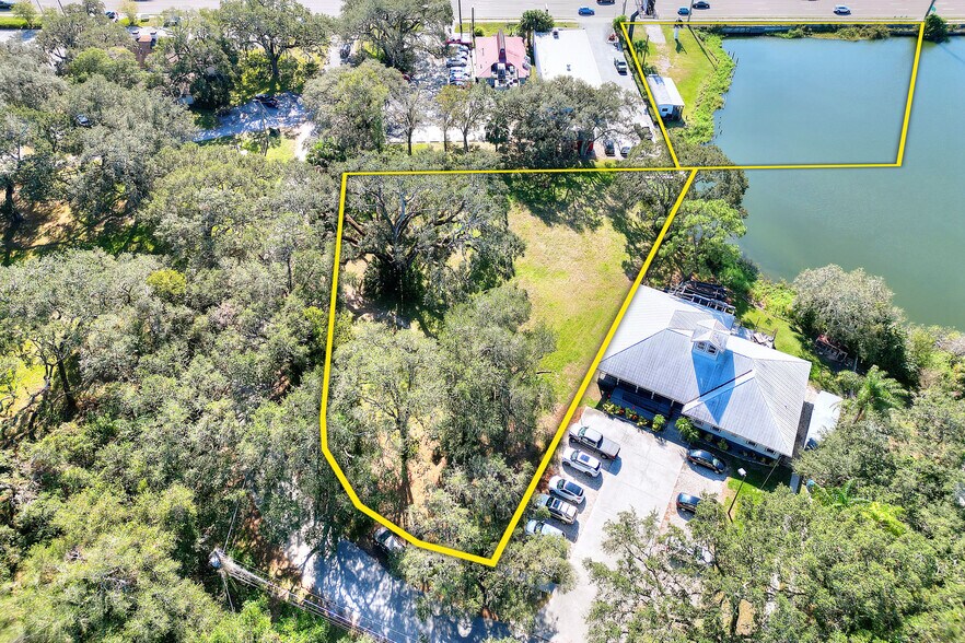 1214 W Brandon Blvd, Brandon, FL à vendre - Aérien – Image 2 sur 9