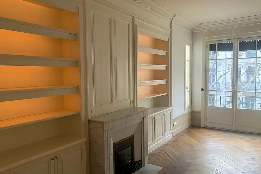 Bureau dans Paris à louer - Photo de l’immeuble – Image 2 sur 6