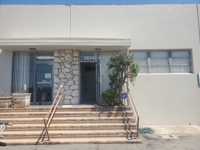 2832 Tanager Ave, Commerce, CA à louer - Photo de l’immeuble – Image 3 sur 32