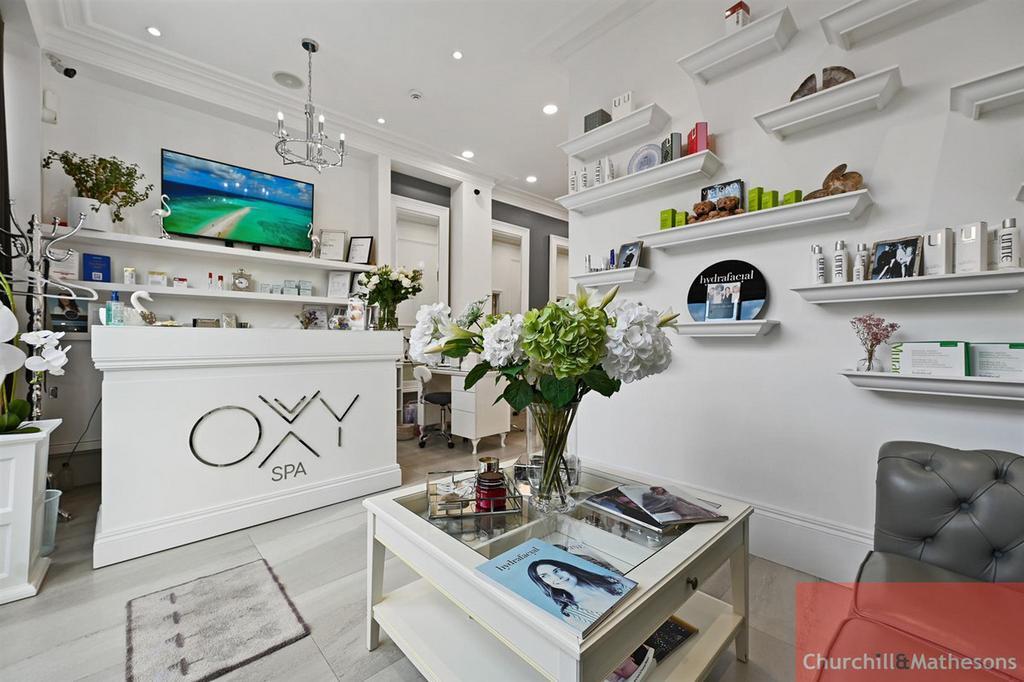 184 Finchley Rd, Londres à louer Photo de l’immeuble– Image 1 sur 12