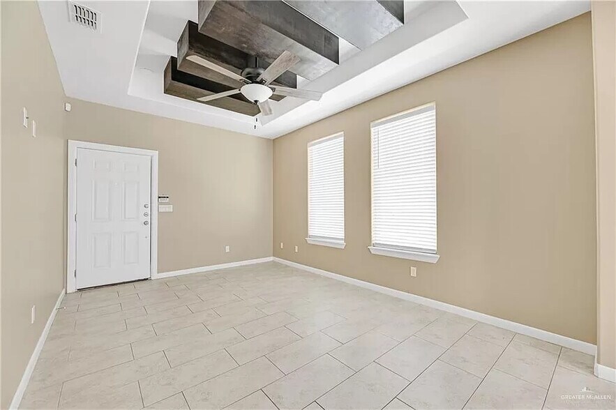 2212 N Mojave, Edinburg, TX à vendre - Photo de l’immeuble – Image 2 sur 14