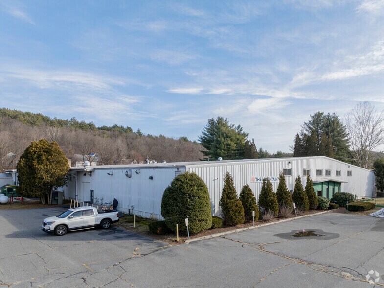 59 Optical Ave, Keene, NH à vendre - Photo de l’immeuble – Image 1 sur 25