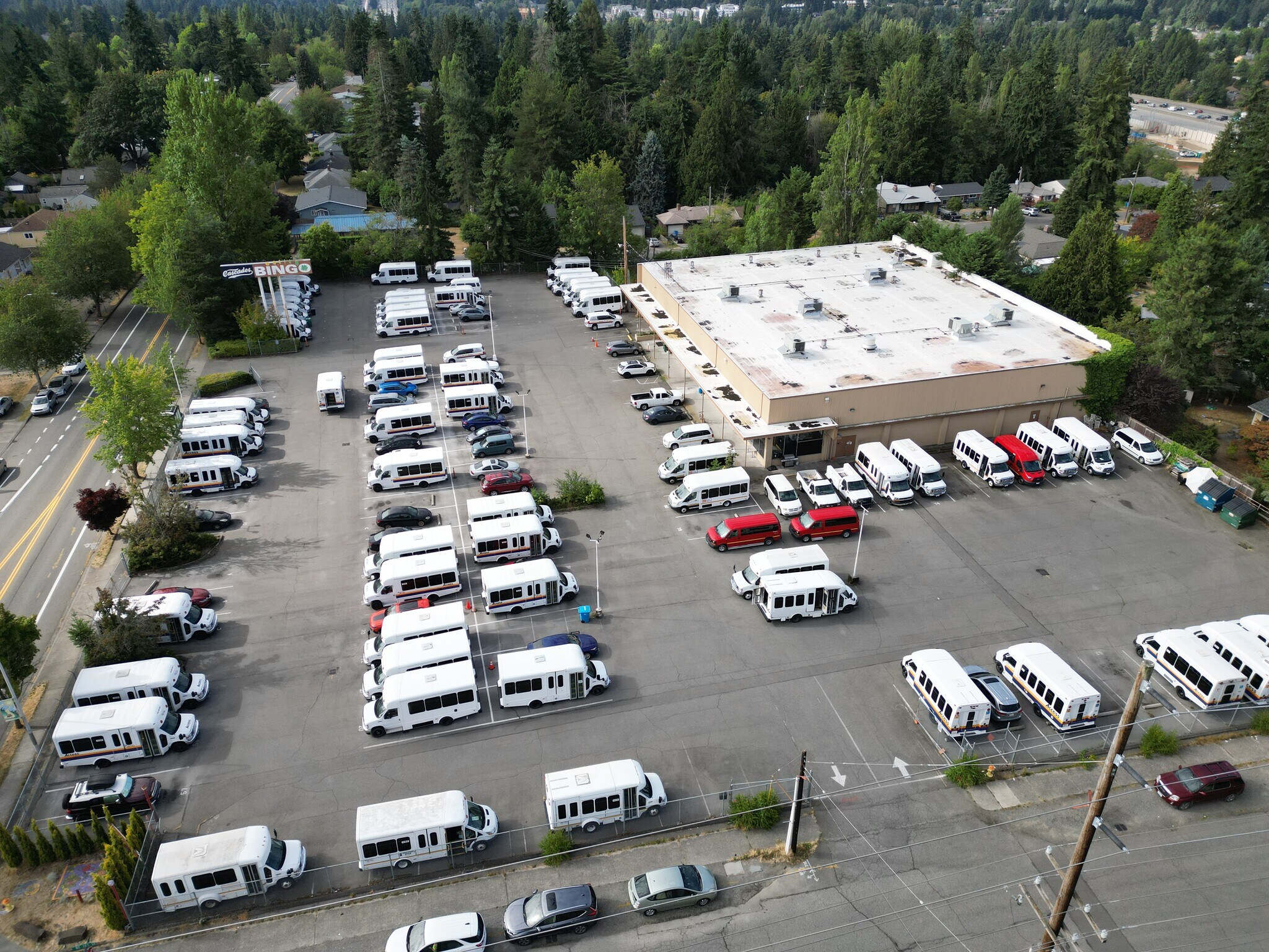 16325 5th Ave NE, Shoreline, WA à vendre Photo principale– Image 1 sur 11