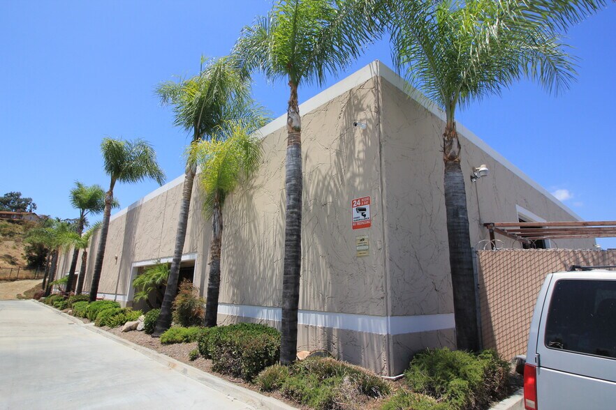 1440-1450 Hill St, El Cajon, CA à louer - Photo de l’immeuble – Image 3 sur 8