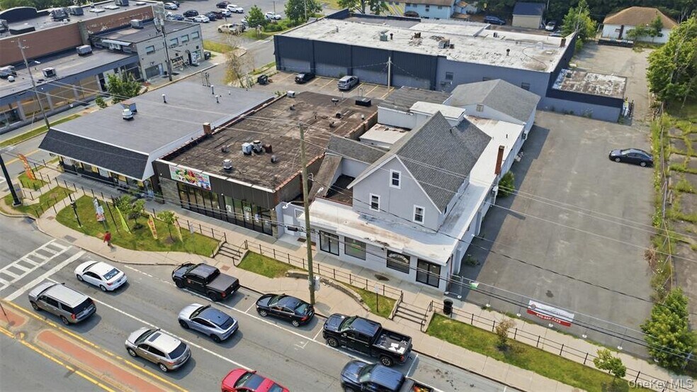 497 Broadway, Monticello, NY à vendre - Photo de l’immeuble – Image 3 sur 8