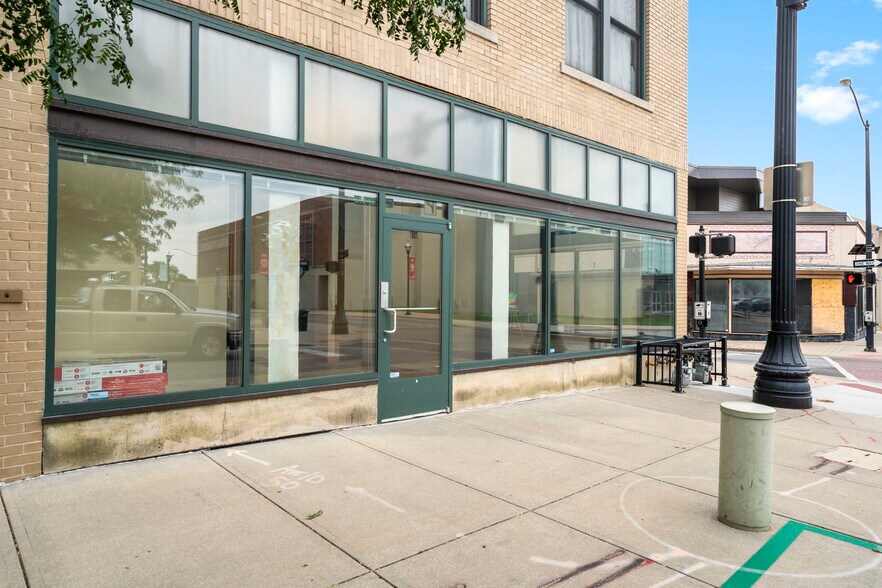 324 Park Central W, Springfield, MO à louer - Photo de l’immeuble – Image 3 sur 16