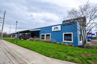 750 W Broad St, Columbus, OH à vendre Photo intérieure– Image 1 sur 12