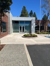 18635 Sutter Blvd, Morgan Hill, CA à louer Photo intérieure– Image 1 sur 8