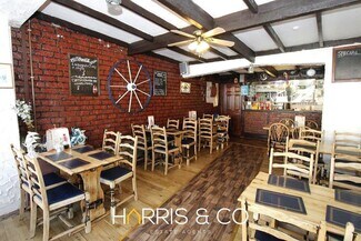 Plus de détails pour 17 Poulton St, Fleetwood - Local commercial à louer