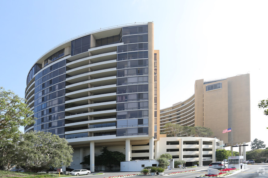 Marina City Club, Marina Del Rey, CA à louer - Photo de l’immeuble – Image 1 sur 12