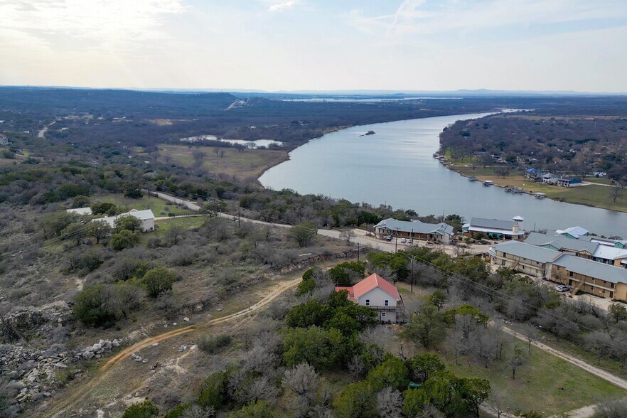 103 Palmie Ln, Marble Falls, TX à vendre - Aérien – Image 1 sur 48