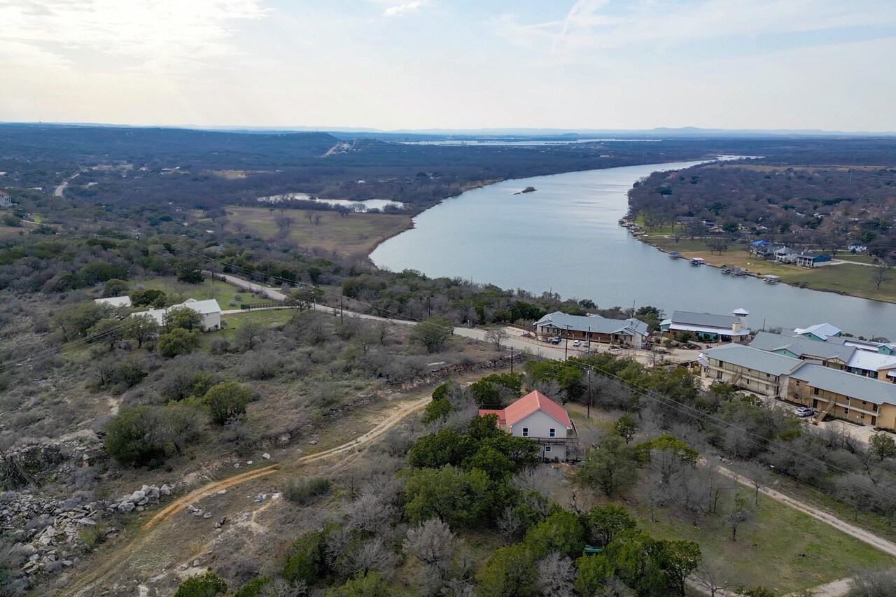 103 Palmie Ln, Marble Falls, TX à vendre Aérien– Image 1 sur 49