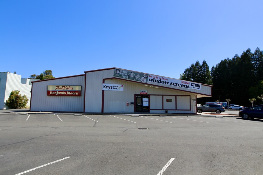 7520 Commerce Blvd, Cotati, CA à vendre - Photo de l’immeuble – Image 2 sur 8