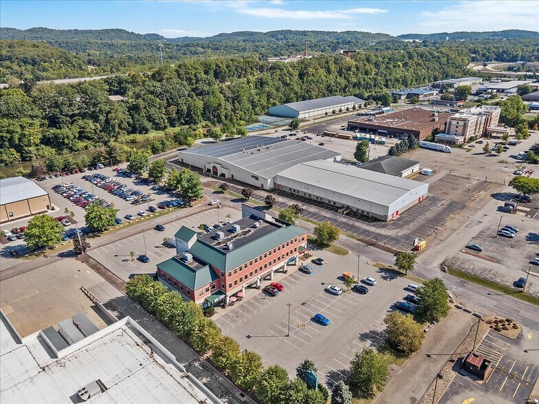 55 Alpha Dr W, Pittsburgh, PA à louer - Photo de l’immeuble – Image 2 sur 26