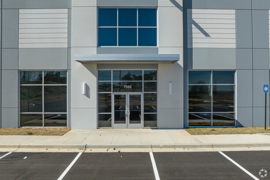 7805 White Rd, Austell, GA à vendre - Photo de l’immeuble – Image 3 sur 5