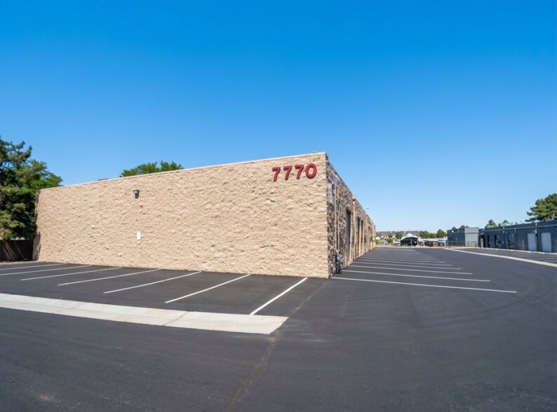 7700 E Iliff Ave, Denver, CO à louer - Photo de l’immeuble – Image 3 sur 5
