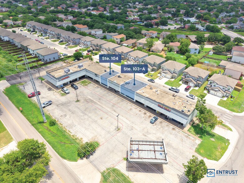 6220 Binz Engleman Rd, San Antonio, TX à louer - Photo de l’immeuble – Image 3 sur 16