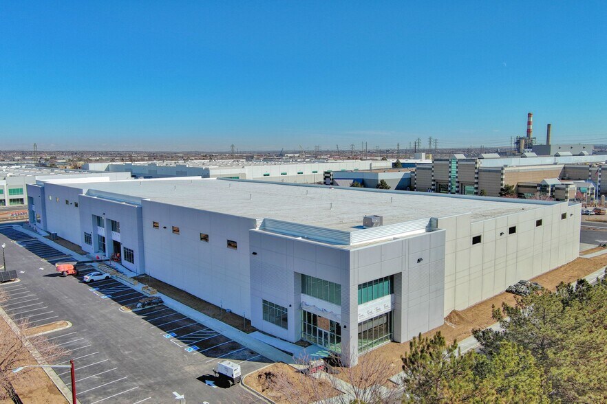 5950 Washington St, Denver, CO à louer - Photo principale – Image 1 sur 5