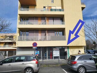 Plus de détails pour Local commercial à louer