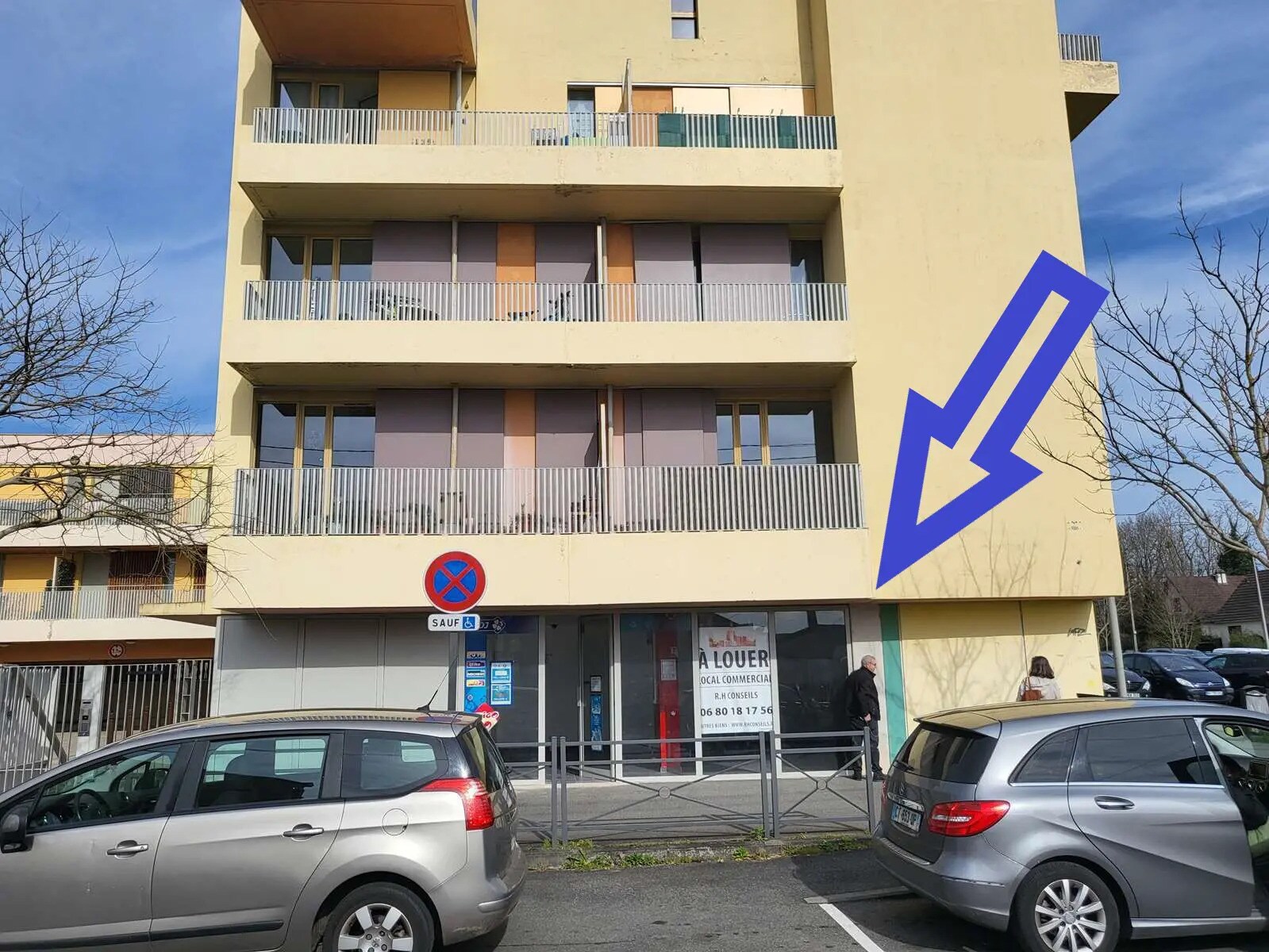 Local commercial dans Saint-Michel-Sur-Orge à louer Photo de l’immeuble– Image 1 sur 5
