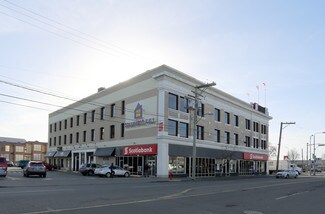 Plus de détails pour 2659 Douglas St, Victoria, BC - Local commercial à louer