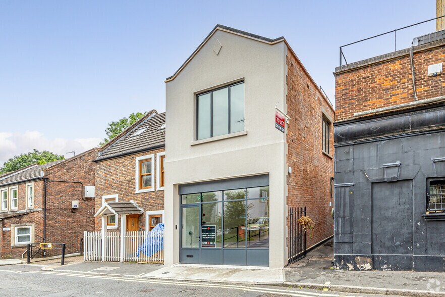 2 Munden St, Londres à louer - Photo de l’immeuble – Image 1 sur 3