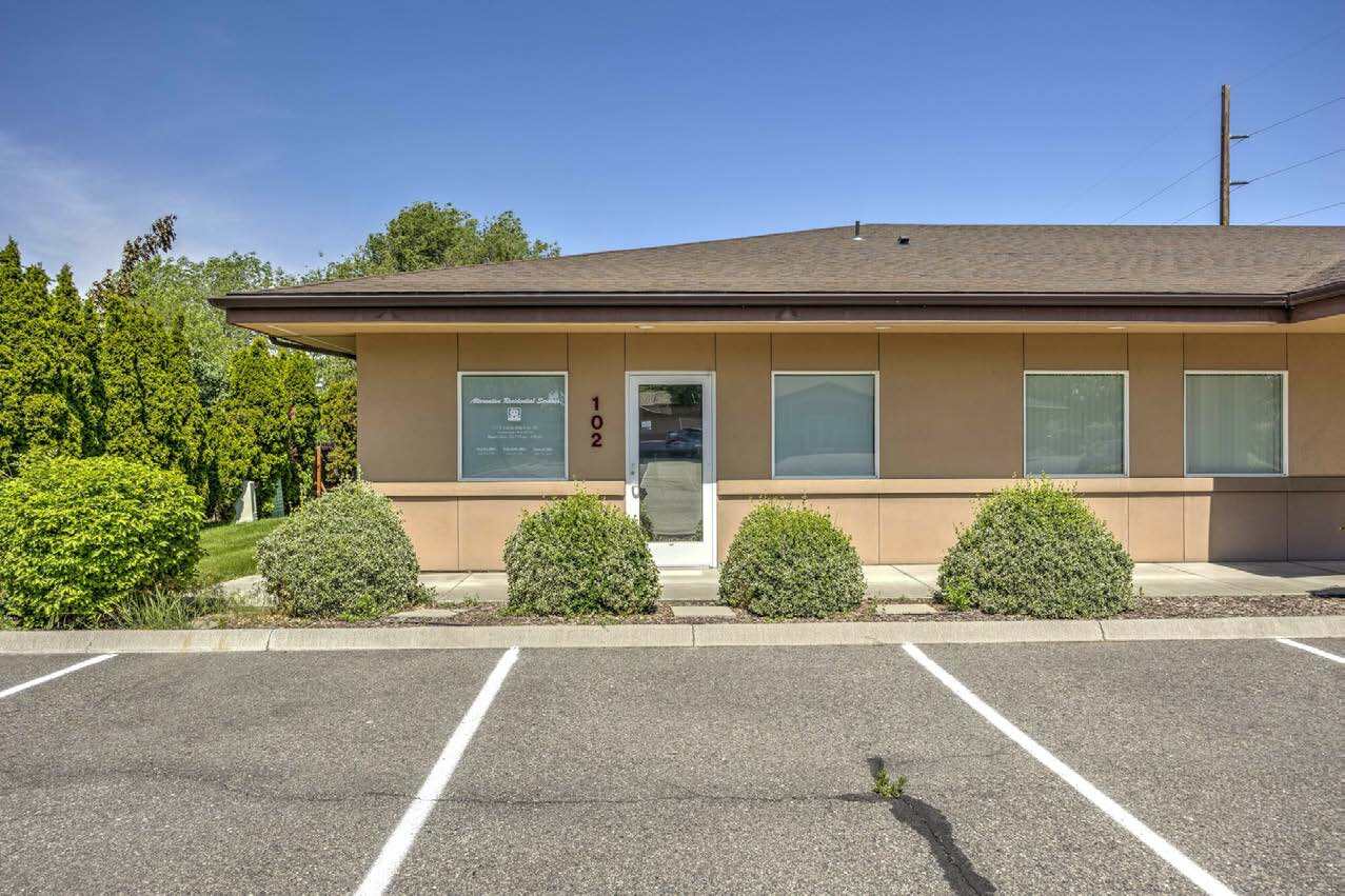 515 N Neel St, Kennewick, WA à louer Photo de l’immeuble– Image 1 sur 10