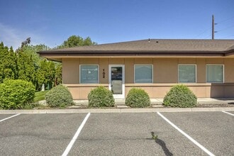515 N Neel St, Kennewick, WA à louer Photo de l’immeuble– Image 1 sur 10