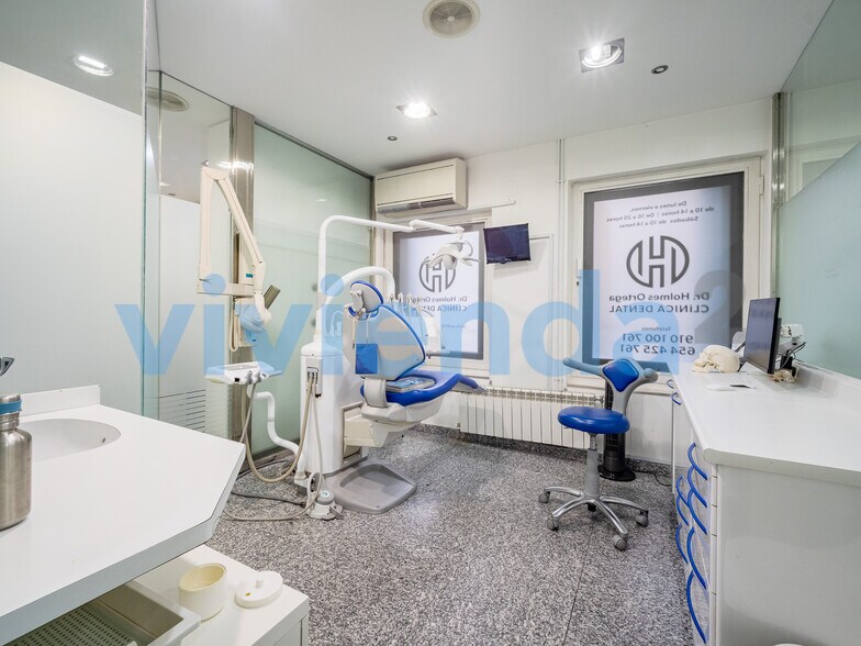 Immeuble residentiel dans Madrid, Madrid à vendre - Photo intérieure – Image 2 sur 3