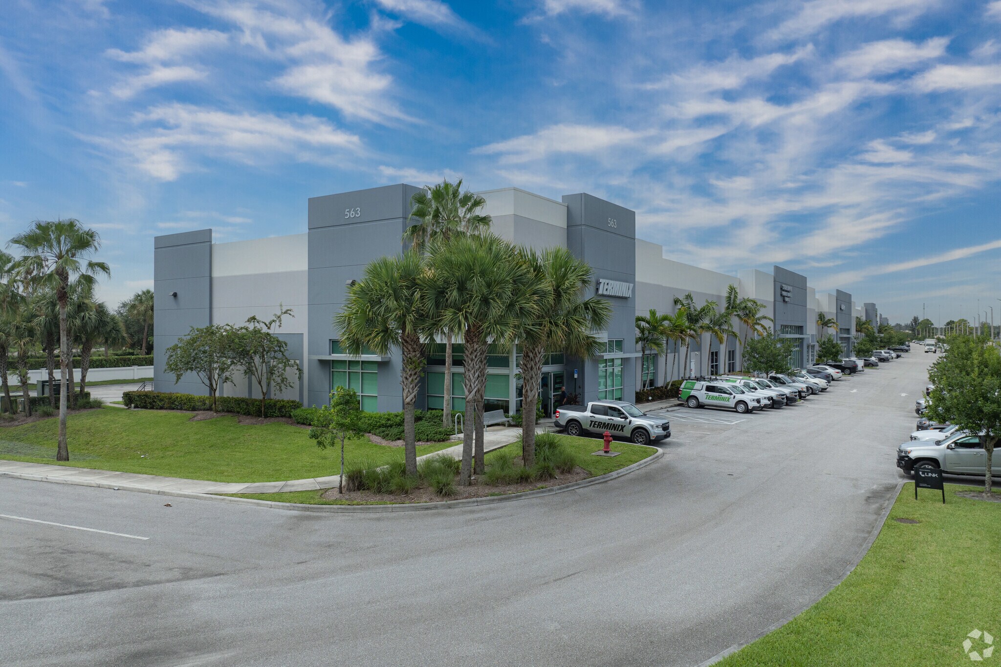 563 N Cleary Rd, West Palm Beach, FL à louer Photo principale– Image 1 sur 15