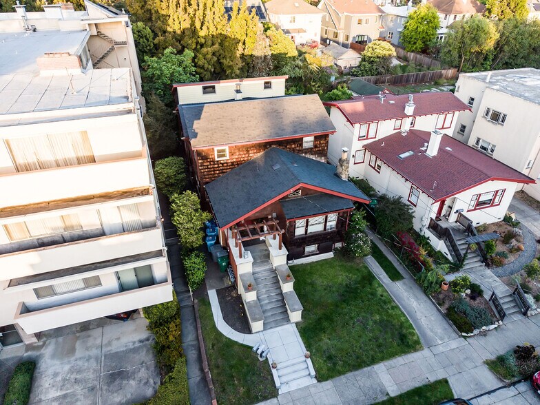 1643 Oxford St, Berkeley, CA à vendre - Photo de l’immeuble – Image 3 sur 33
