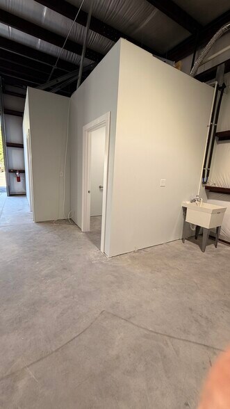 4557 Savannah Hwy, Ravenel, SC à louer - Photo de l’immeuble – Image 3 sur 37