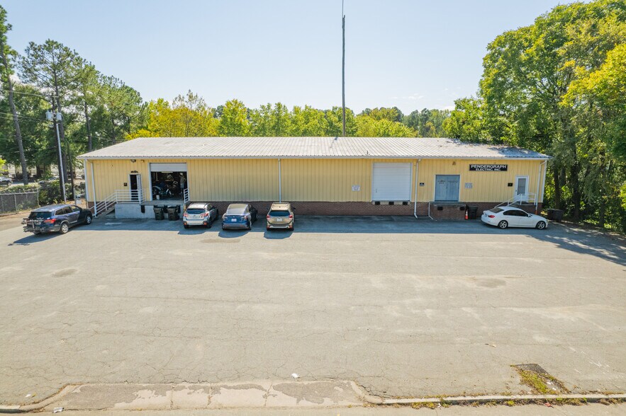1910 E Pettigrew St, Durham, NC à louer - Photo principale – Image 2 sur 5