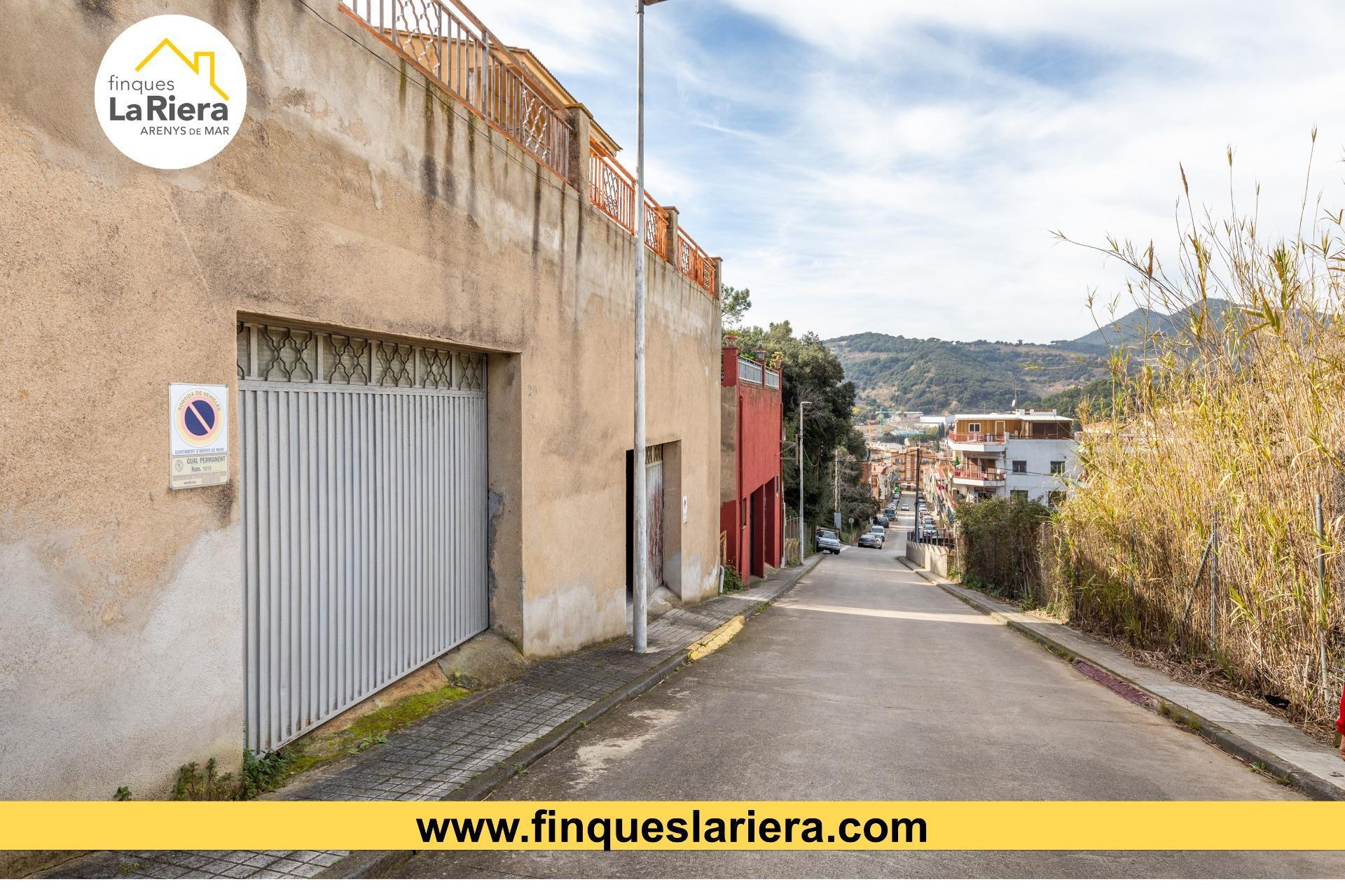 Industriel/Logistique dans Arenys de Munt, Barcelona à vendre Photo principale– Image 1 sur 15