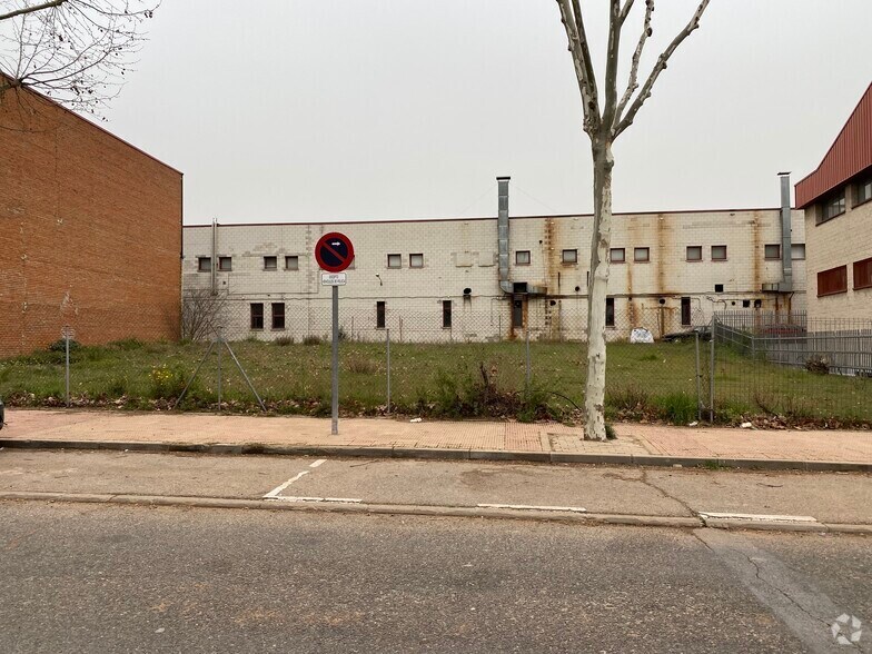 Calle Alfarería, 16, Móstoles, Madrid à vendre - Photo principale – Image 1 sur 3