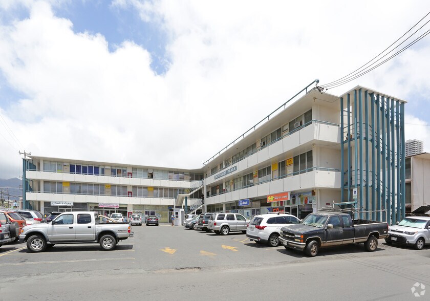 931 University Ave, Honolulu, HI à vendre - Photo de l’immeuble – Image 2 sur 23