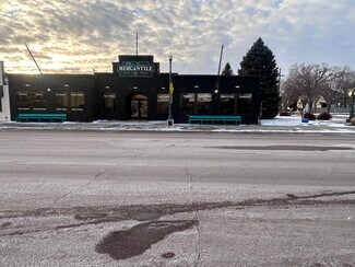 Plus de détails pour 615 N Main St, Mitchell, SD - Local commercial à vendre