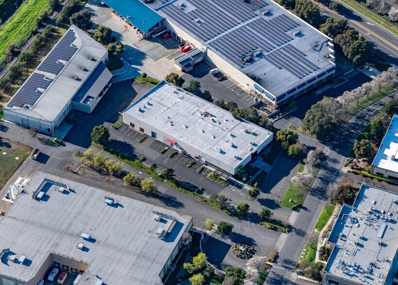 607 Airpark Rd, Napa, CA à louer - Aérien – Image 3 sur 6