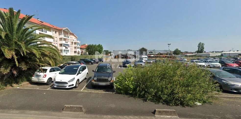 Local commercial dans Dax à louer - Photo de l’immeuble – Image 2 sur 2