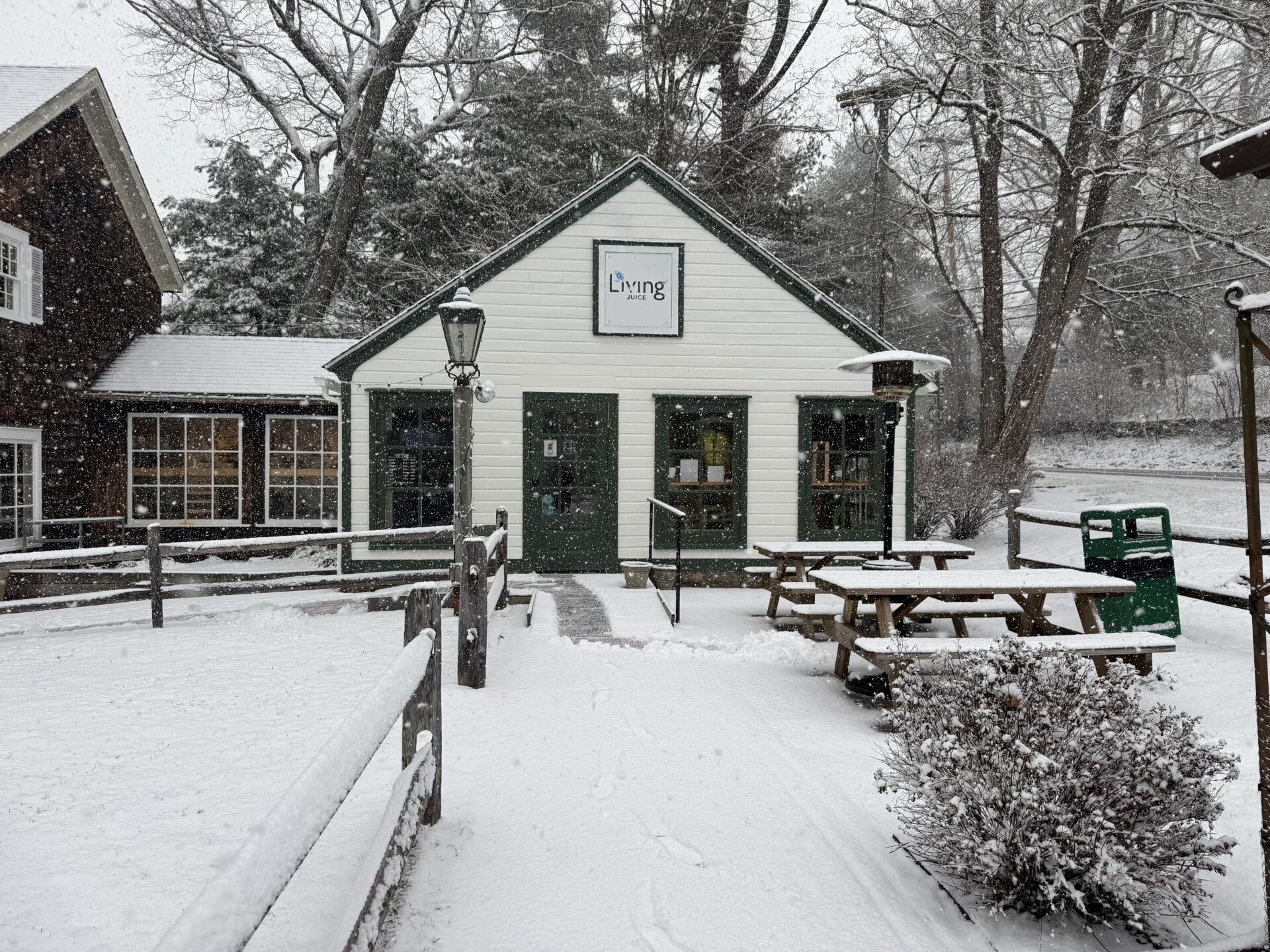 792 Route 35, Cross River, NY à louer Photo de l’immeuble– Image 1 sur 17