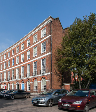 Plus de détails pour 5-6 Barnfield Cres, Exeter - Bureau à louer