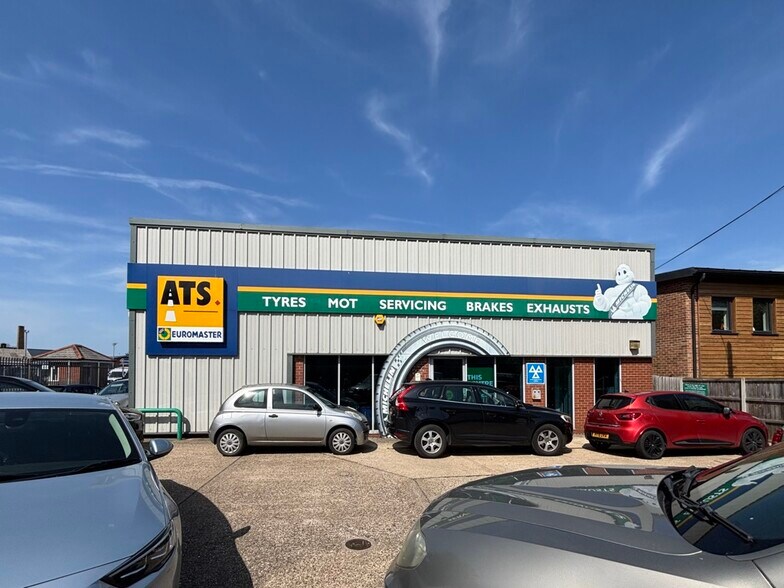 Aylsham Way, Norwich à louer - Photo de l’immeuble – Image 2 sur 5